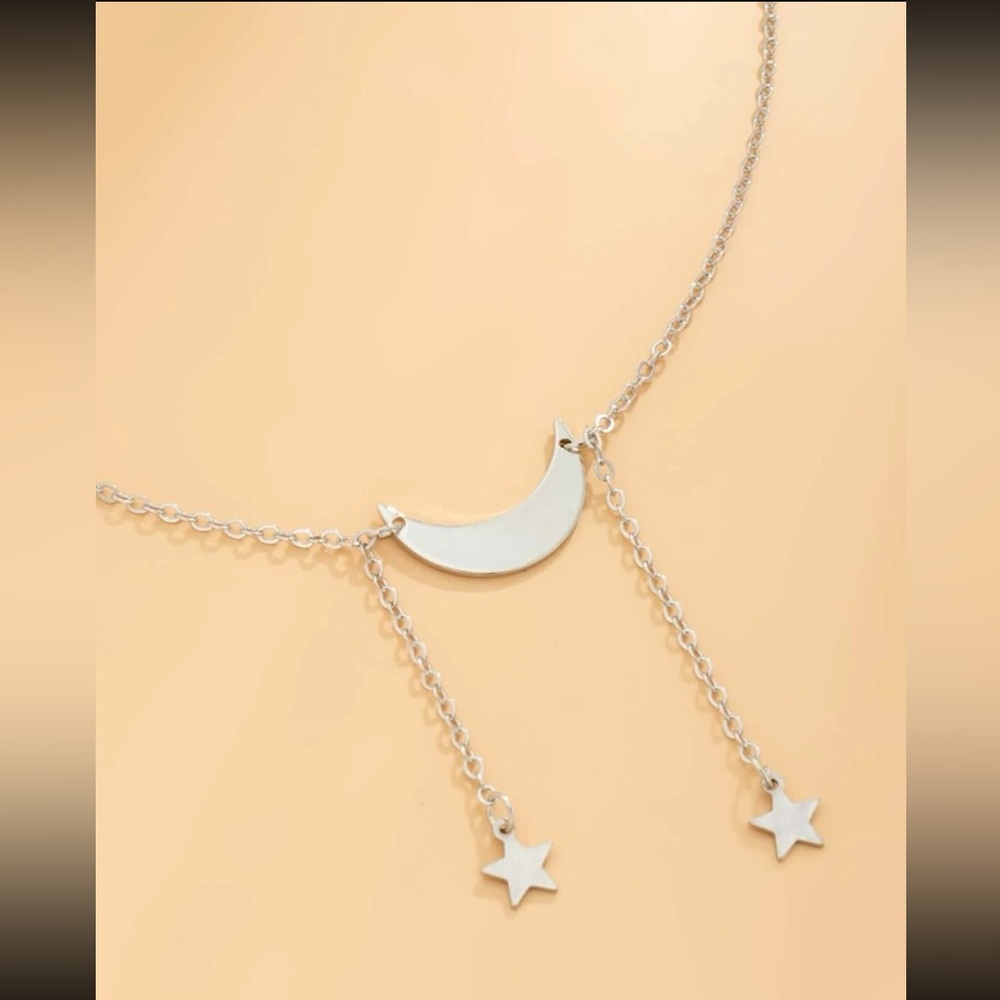 🌙 Lovely Boho Celestial Metallic Crescent Moon Star Tassel Necklace ⭐️ - Picture 2 of 6